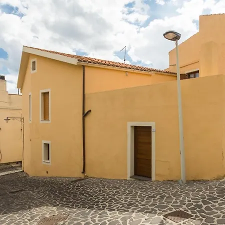 Charming House Whit Terrace بيت للعطل Seneghe