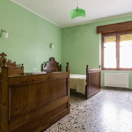 بيت للعطل Charming House Whit Terrace