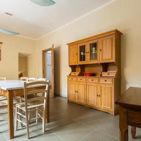 Charming House Whit Terrace Seneghe