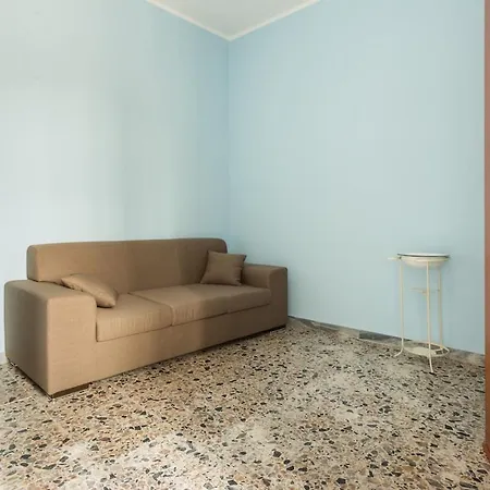 Charming House Whit Terrace Nyaraló *