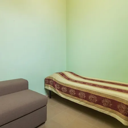 بيت للعطل Charming House Whit Terrace